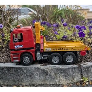 Bruder Mercedes Actros Tow Truck Wrecker Crane Flatbed 1:16 Toy Germany